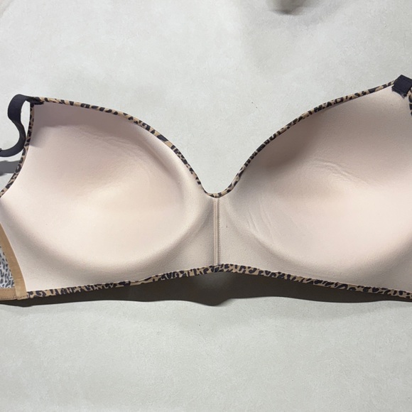 VS Pink Chic Leopard Print Bra - Picture 2 of 4